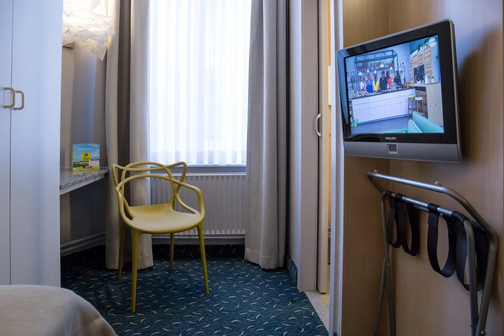 Hotel Glenmore Остенде Экстерьер фото